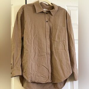 Universal Thread Oversized Button-Down Shirt (Tan) M